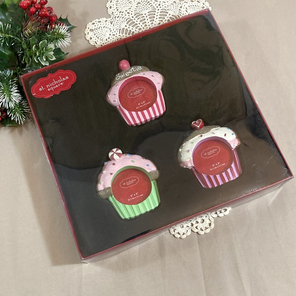 St. Nicholas Square Cupcake Photo Frame Ornaments Set Of 3